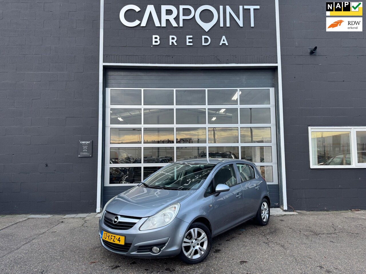 Opel Corsa - 1.4-16V Edition 1.4-16V Edition, NAVI- CARPLAY, AIRCO, NW APK, NAP - AutoWereld.nl