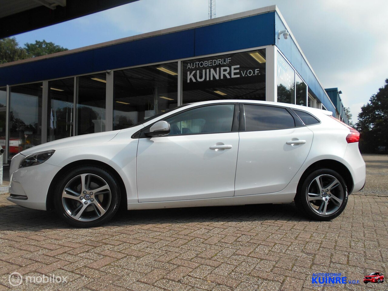 Volvo V40 - 2.0 T2 Kinetic 2.0 T2 Kinetic - AutoWereld.nl