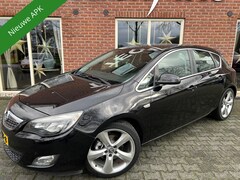 Opel Astra - 1.6 Turbo Sport NIEUWE APK / NAVI / CLIMA / CRUISE / 18 INCH