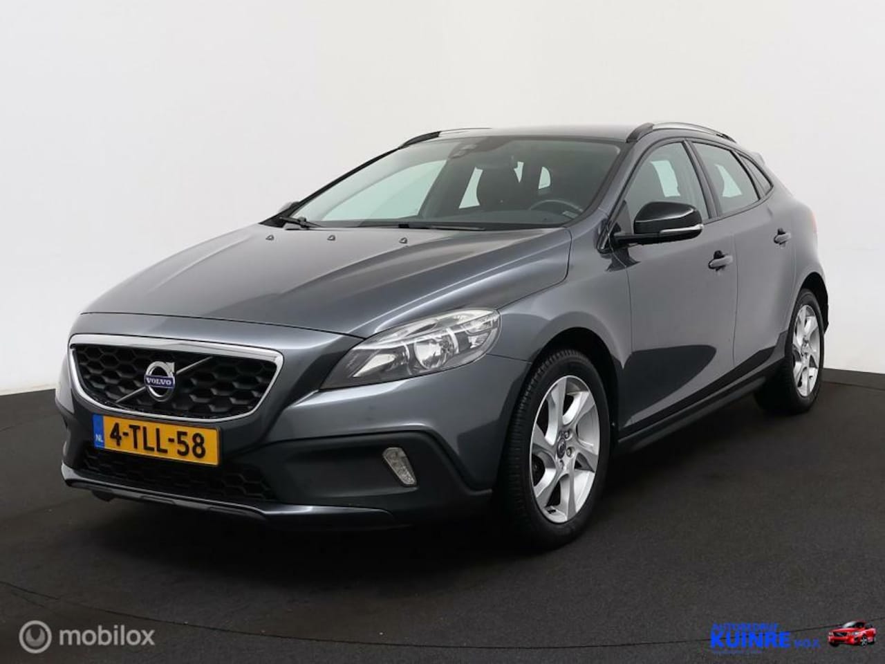 Volvo V40 Cross Country - 1.6 T4 Momentum 1.6 T4 Momentum - AutoWereld.nl