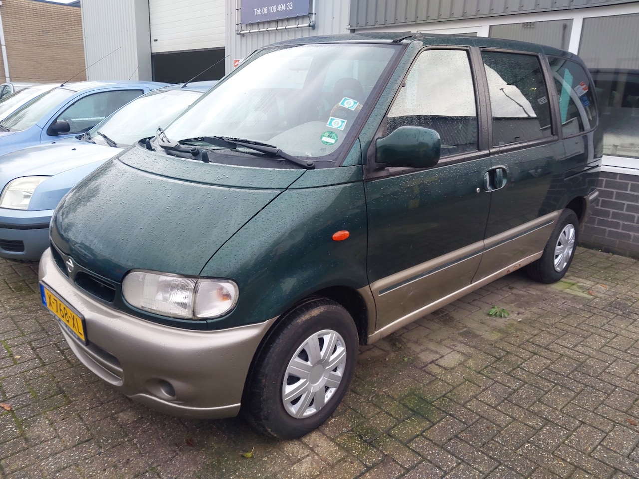 Nissan Serena - 1.6 Comfort 8p. 2000 Airco Export - AutoWereld.nl