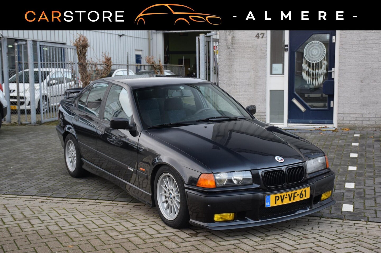 BMW 3-serie - 320i Executive*M-Pakket*Automaat*Clima*NL Auto* - AutoWereld.nl