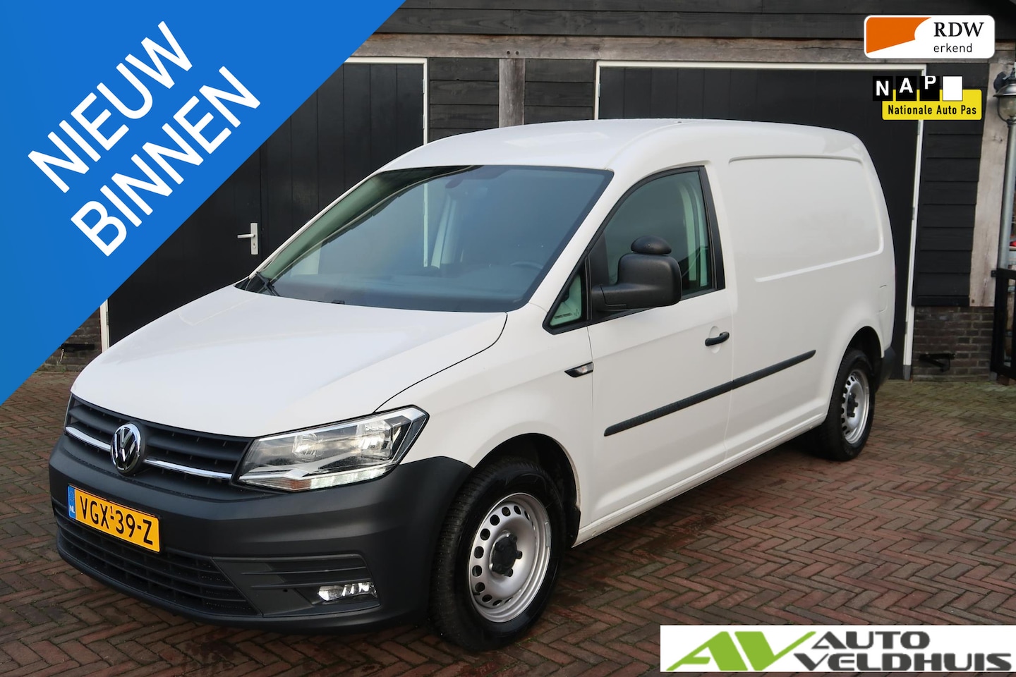 Volkswagen Caddy Maxi - 2.0 TDI L2H1 BMT CAMERA PDC CARPLAY - AutoWereld.nl