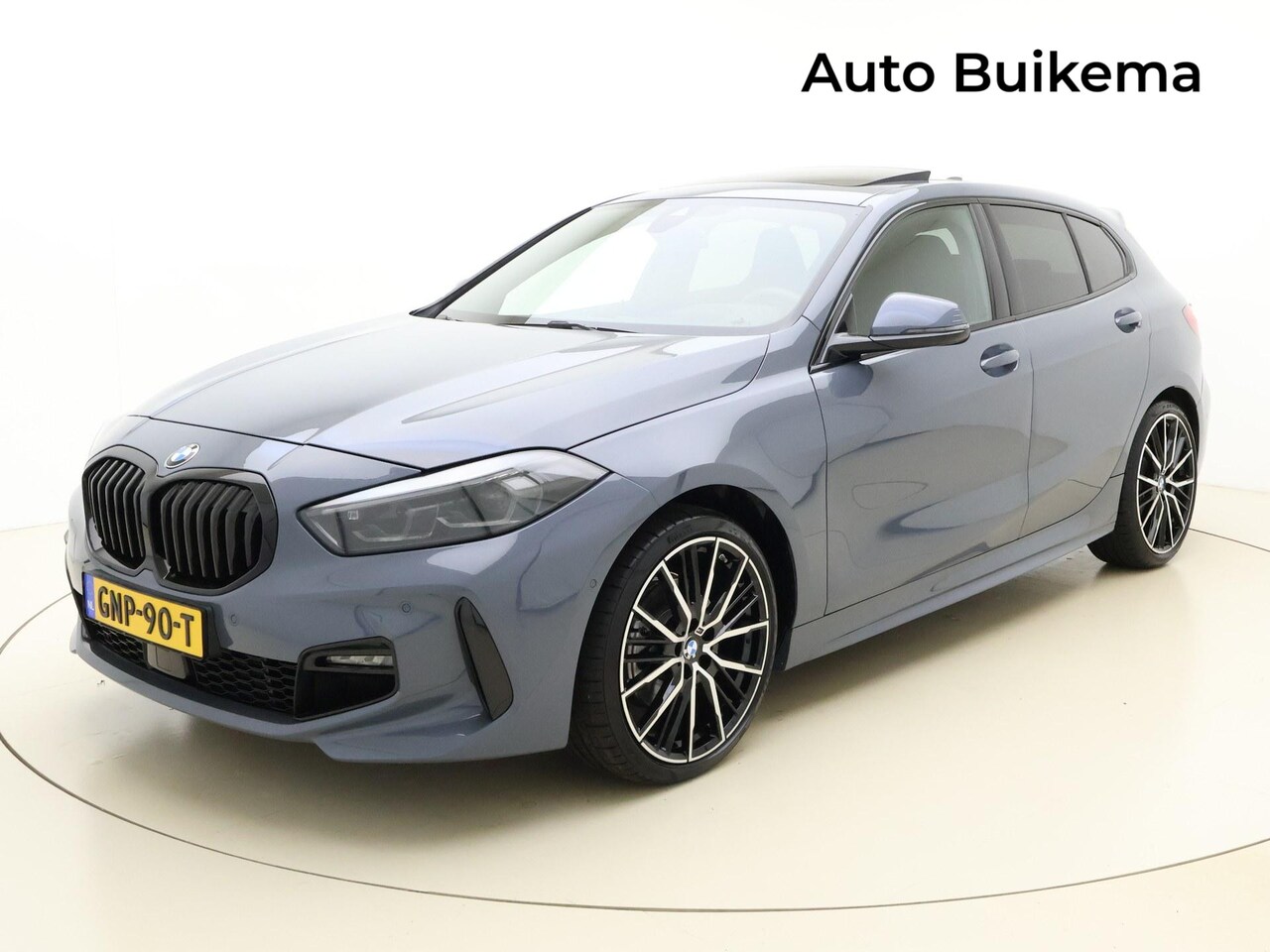 BMW 1-serie - 118i M Sport -HeadUp -Pano Dak -Cruise Control Adaptief -Harman/Kardon Surround -Stoelen E - AutoWereld.nl