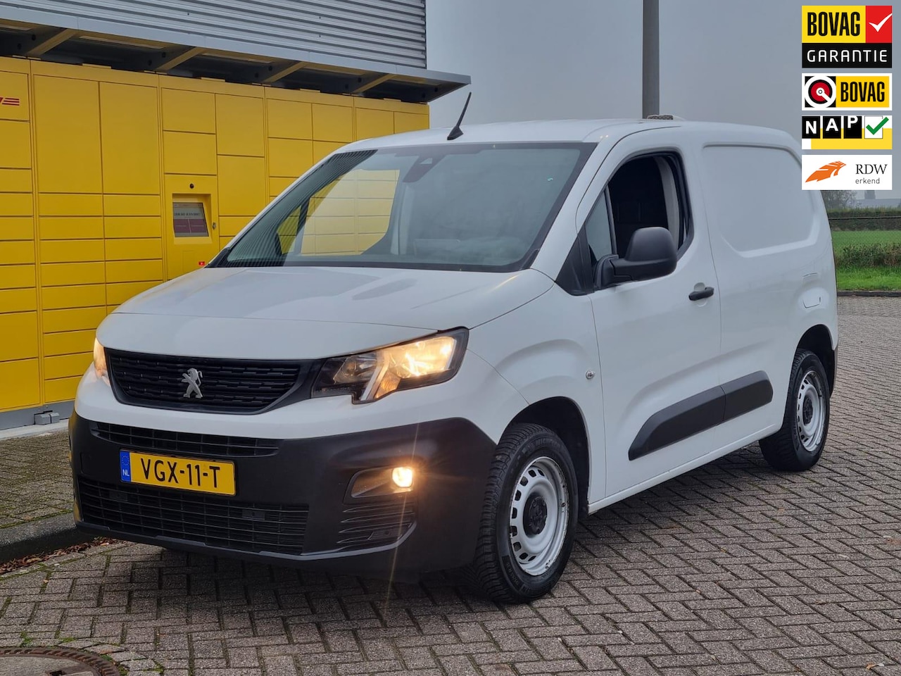 Peugeot Partner - 1.5 BlueHDI Premium Bj 2020 Navi Airco Camera PDC - AutoWereld.nl