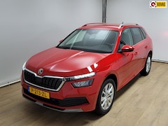 Skoda Kamiq - 1.0 TSI Active Sport | Parkeercamera | Parkeersensoren | Carplay | 1e eigenaar | Navigatie