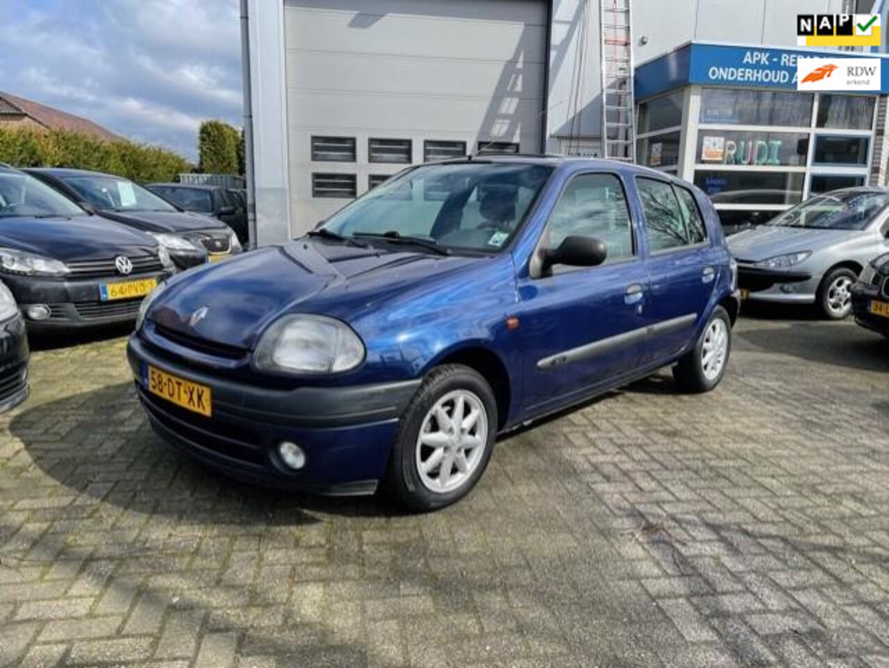 Renault Clio - 1.4 RN MAX NAP/Trekhaak/LMV - AutoWereld.nl