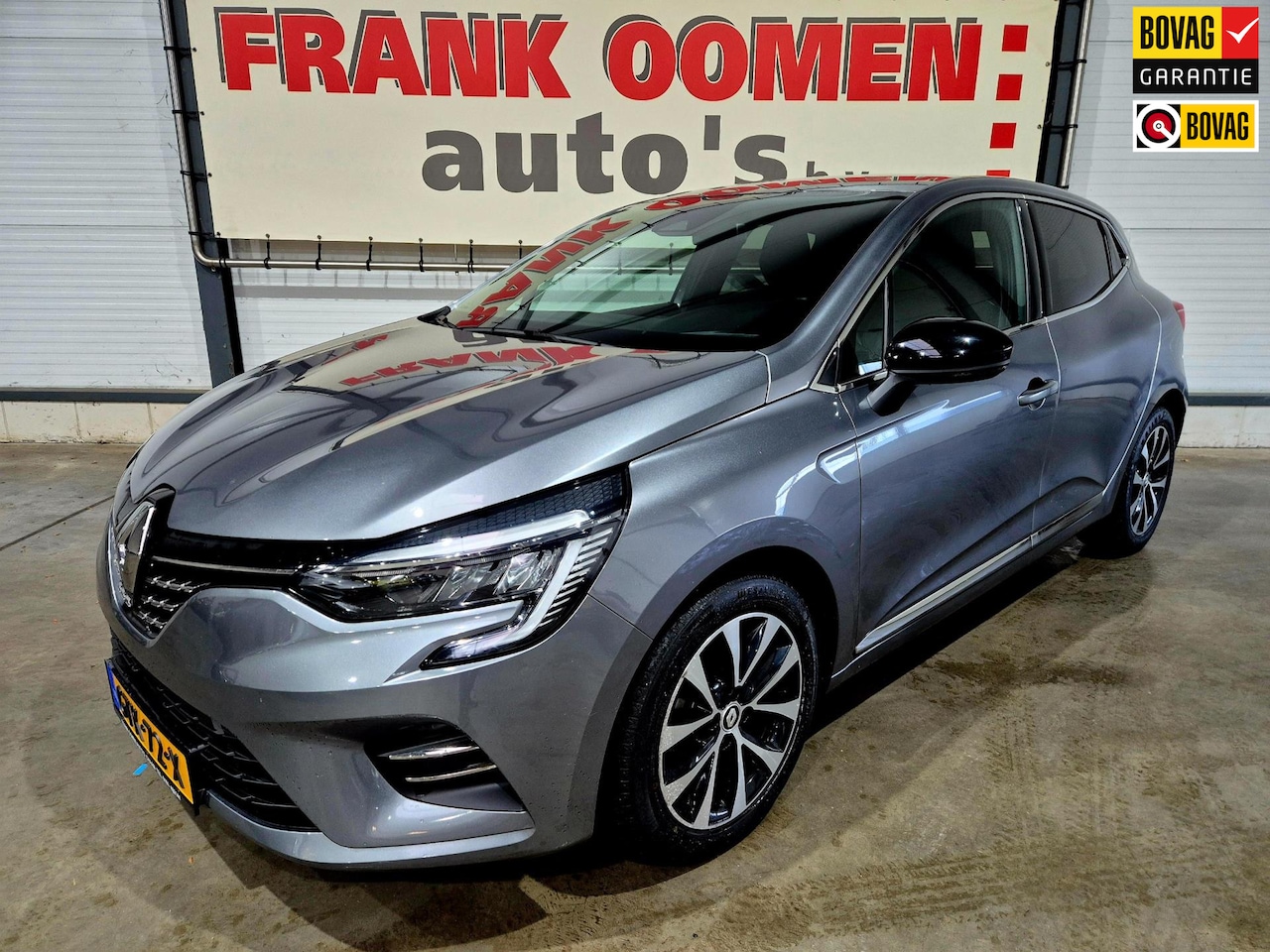 Renault Clio - 1.0TCe 91PK Intens Keyless|LED|Digital cockpit|Navi|Apple|Android|Leder/stof|Camera|16"LMV - AutoWereld.nl