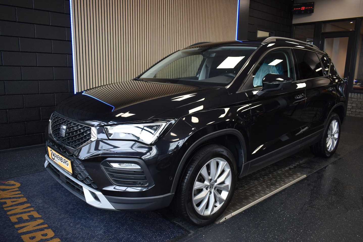 Seat Ateca - 1.0 TSI Style Business Intense Navi Airco Leder  Km 43.000!! Nieuwmodel - AutoWereld.nl