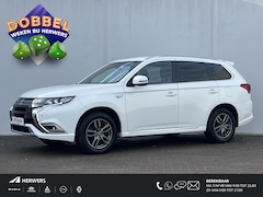 Mitsubishi Outlander - 2.4 PHEV Instyle Automaat / Lederen bekleding / Keyless / Afneembare trekhaak (1.500KG Tre