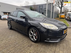 Ford Focus Wagon - 2.0 EcoBoost ST-3 2e eigenaar 128.177 km, veel vernieuwd, groot onderhoud gehad, perfect e