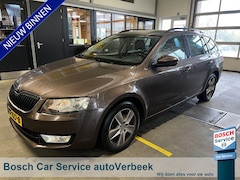 Skoda Octavia Combi - 1.4 TSI Greentech Ambition Business | Navi | PDC v+a | Trekhaak | Sunset | Stoelverwarming