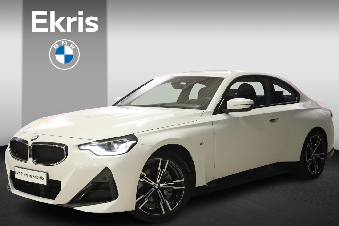 BMW 2-serie Coupé - 220i M Sportpakket | Innovation Pack | Comfort Pack - AutoWereld.nl