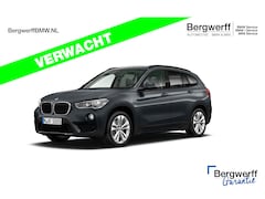 BMW X1 - sDrive18i - Sportline - Trekhaak - Camera - Leder - Hifi