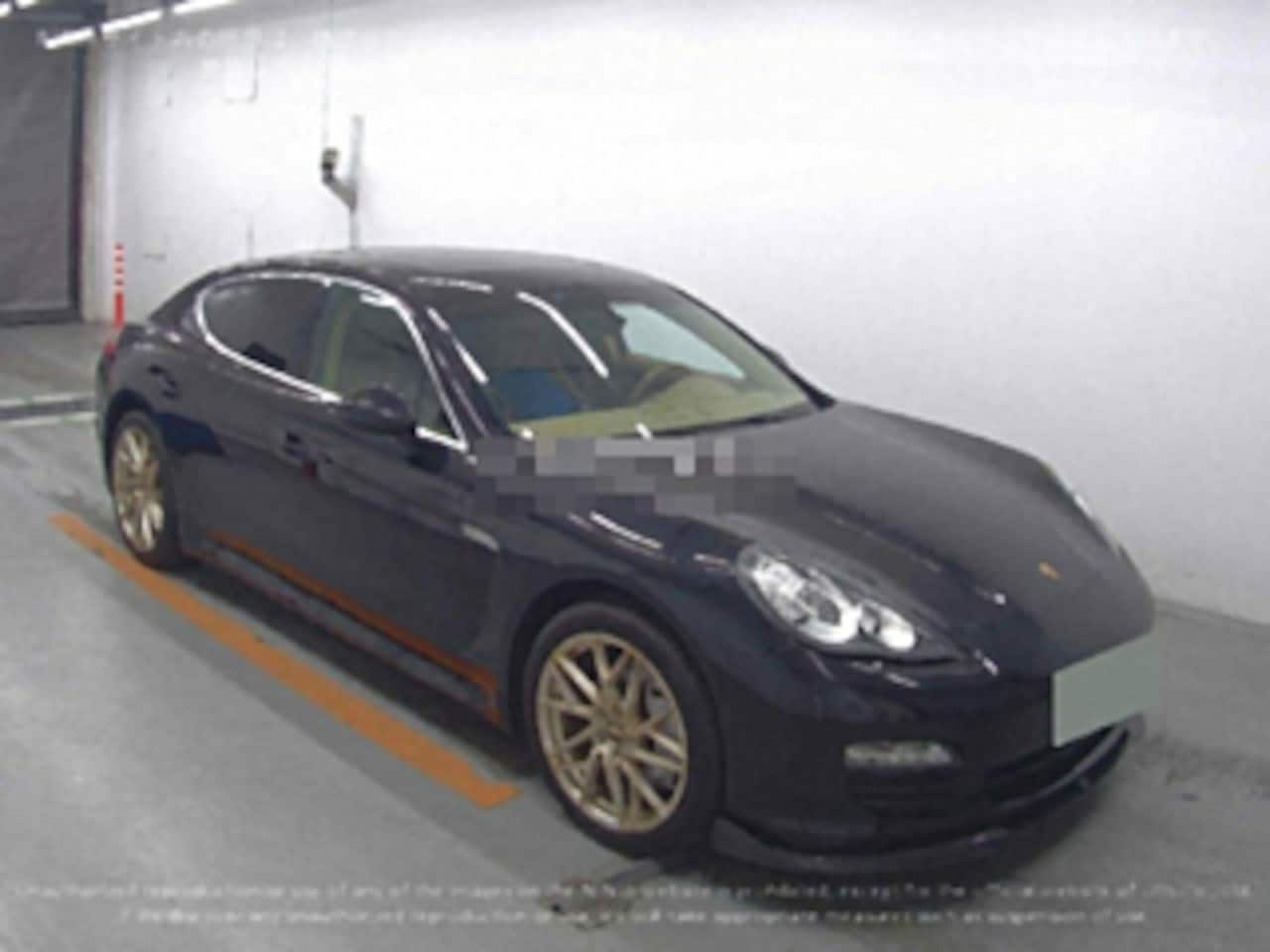 Porsche Panamera - 4.8 S youngtimer, fiscaal waarde € 15.000,- onderweg naar Nederland, reservering mogelijk - AutoWereld.nl