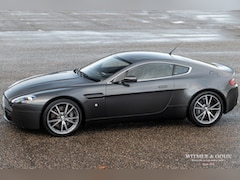 Aston Martin V8 Vantage - Manual 4.3 V8