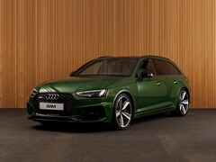 Audi RS4 - Avant 2.9 TFSI quattro TOUR-CITY-PARKING-PANO-B&O