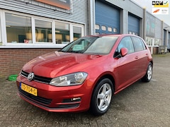 Volkswagen Golf - 1.2 TSI Business Edition R Connected