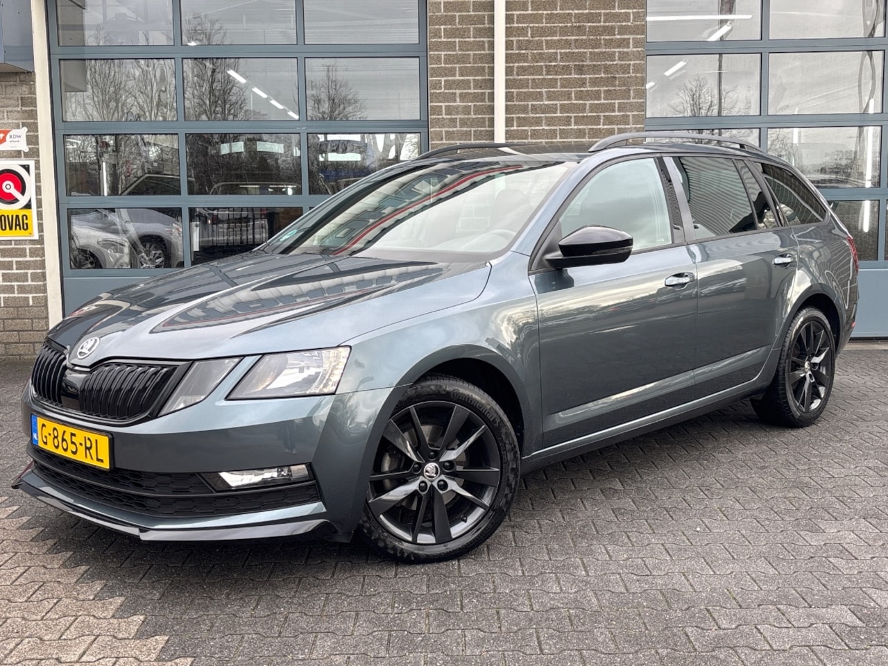 Skoda Octavia Combi - 1.5 TSI Greentech Sport Business 1.5 TSI Greentech Sport Business - AutoWereld.nl