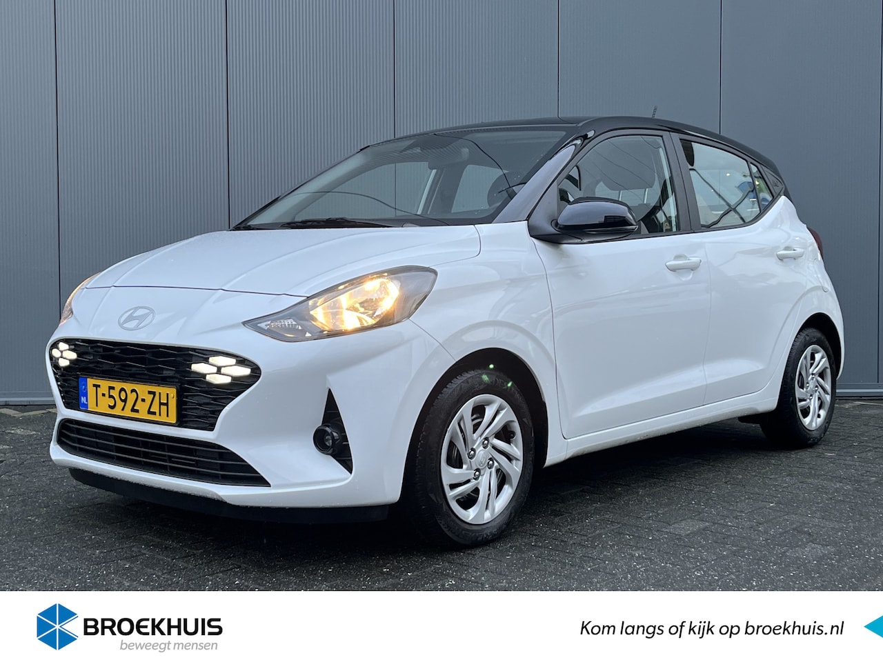 Hyundai i10 - 1.0 67pk Comfort Two-Tone Facelift | LED | Airco | Carplay | Navigatie | Bluetooth | Cruis - AutoWereld.nl