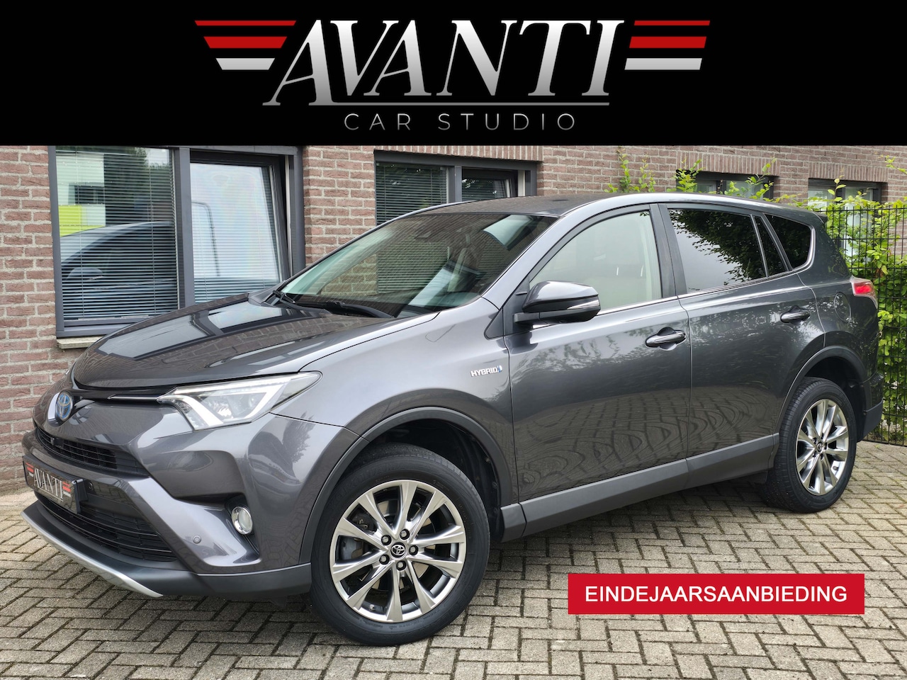 Toyota RAV4 - 2.5 Hybrid Executive Business LEDER TREKHAAK 360° CAMERA met splinternieuwe all-season ban - AutoWereld.nl