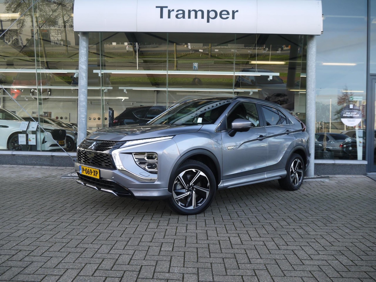 Mitsubishi Eclipse Cross - 2.4 PHEV Instyle|Trekhaak|Rijklaar - AutoWereld.nl