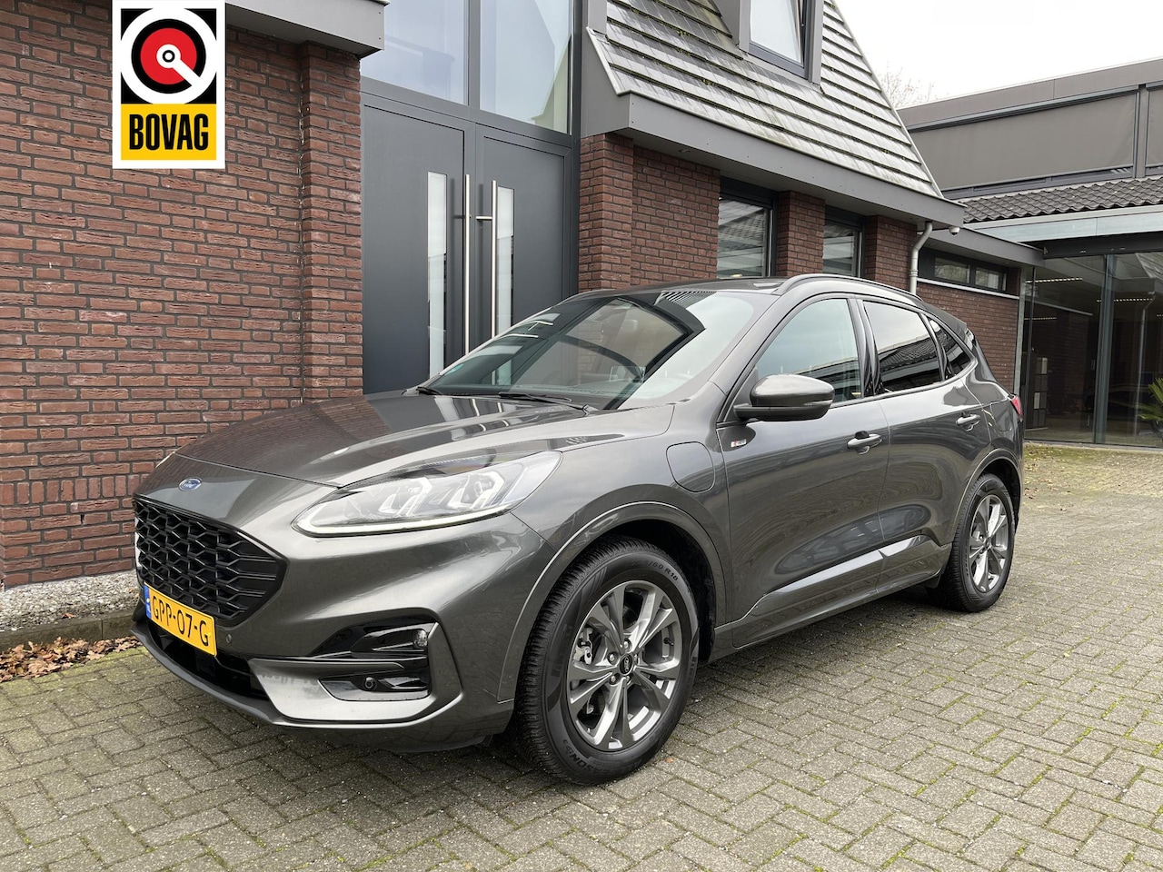 Ford Kuga - 2.5 PHEV ST-Line X NAV | TREKHAAK WEGKLAPB. | B&O SPEAKERS | LEDER/STOF | LED - AutoWereld.nl