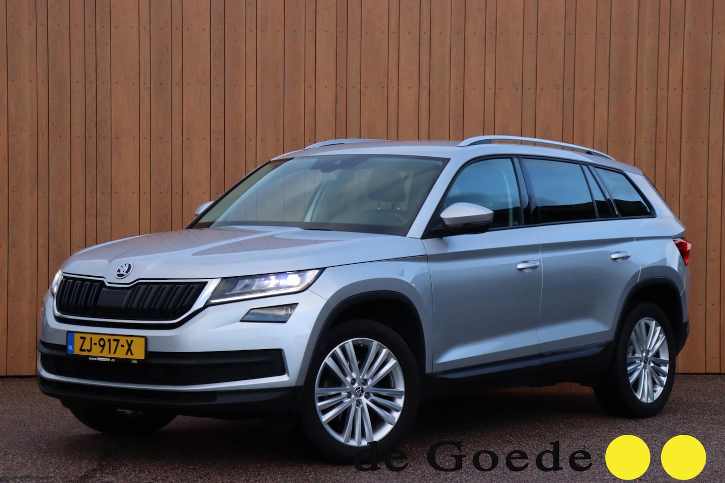 Skoda Kodiaq - 1.5 TSI Business Edition org. NL-auto leer/alc+vw trekhaak camera canton el.klep - AutoWereld.nl