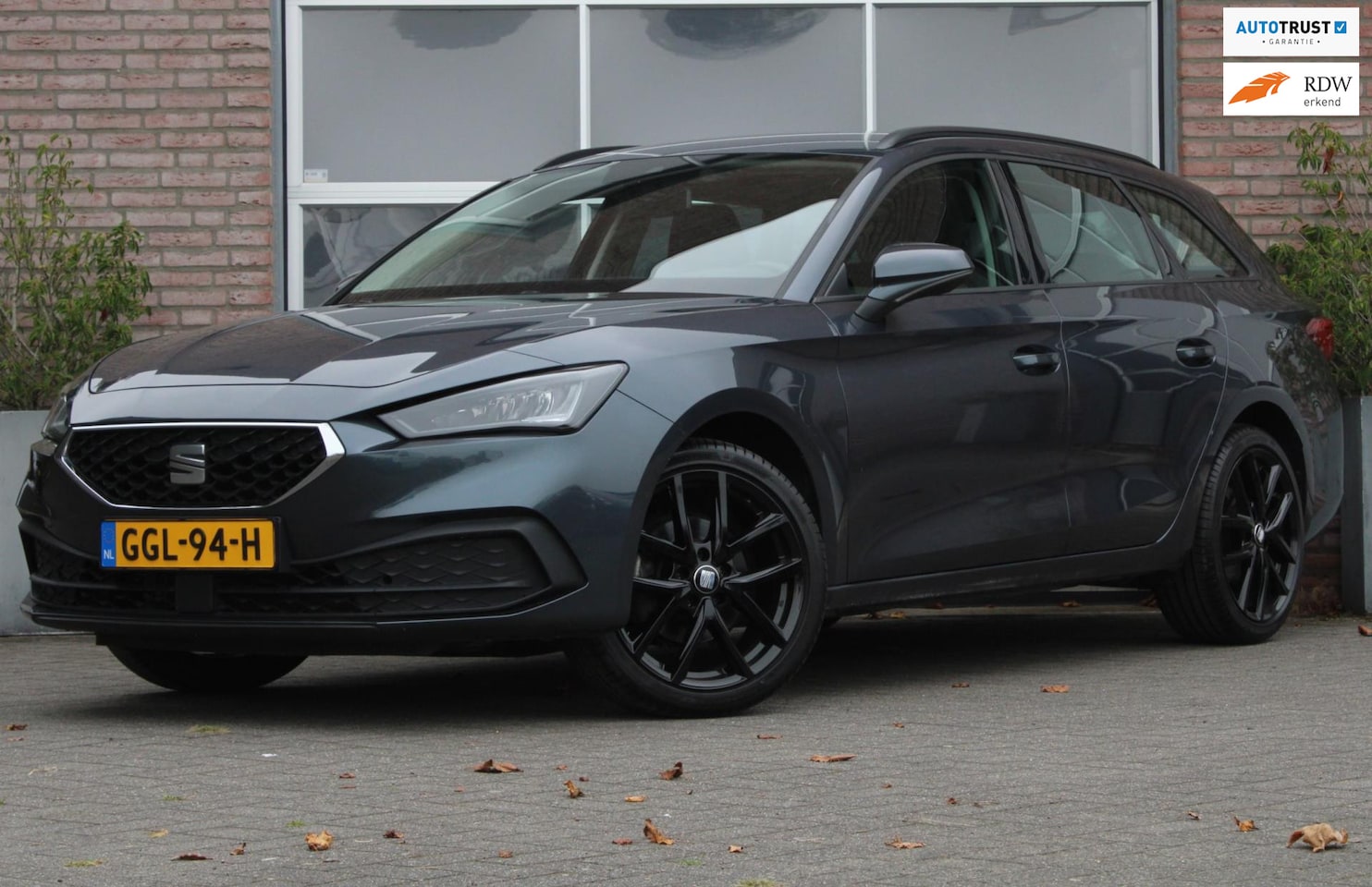 Seat Leon Sportstourer - 1.0 TSI Style Launch Edition 1.0 TSI Style Launch Edition - AutoWereld.nl