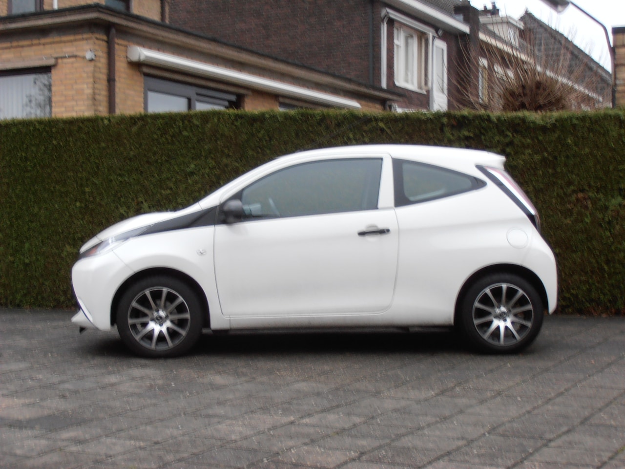 Toyota Aygo - 1.0 VVT-i x - AutoWereld.nl