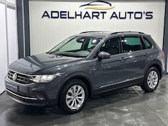 Volkswagen Tiguan - 1.5 TSI 150 PK / Nieuw model / Navigatie full map / Cruise control / Climate control / Par