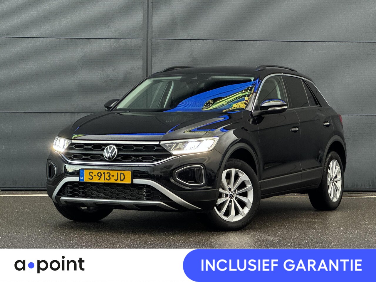 Volkswagen T-Roc - 1.5 TSI Life 150PK DSG | Clima | Achteruitrijcamera | NL Auto | Virtual cockpit | - AutoWereld.nl