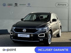 Volkswagen T-Roc - 1.5 TSI Style 150PK | Climate control | Full Led | NL Auto | Parkeer sensoren voor + achte