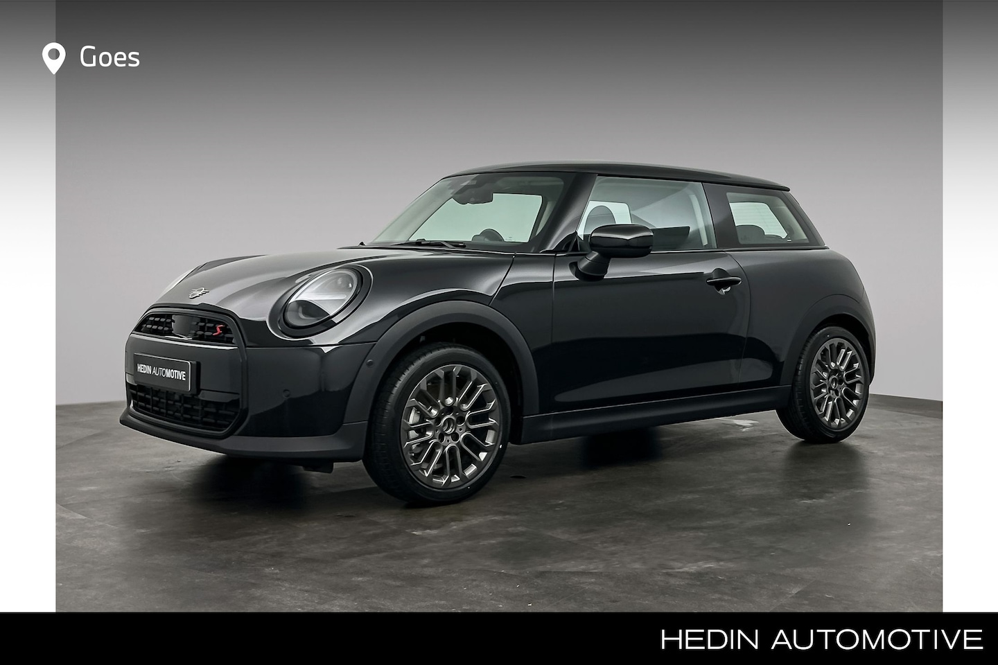 MINI Cooper S - 3-deurs | Essential | XS Pakket | 17 inch LM wielen - AutoWereld.nl