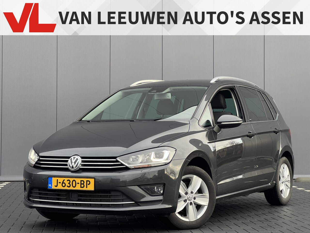 Volkswagen Golf Sportsvan - 1.2 TSI Connected Series | Nieuw binnen | Nette auto | Rijklaar! - AutoWereld.nl