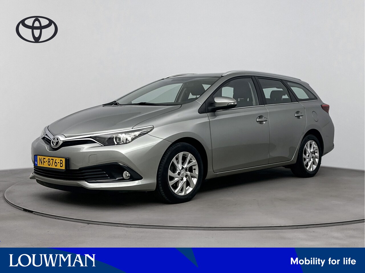 Toyota Auris Touring Sports - 1.3 Aspiration | Navigatie | Climate Control | Cruise Control | LM velgen | - AutoWereld.nl