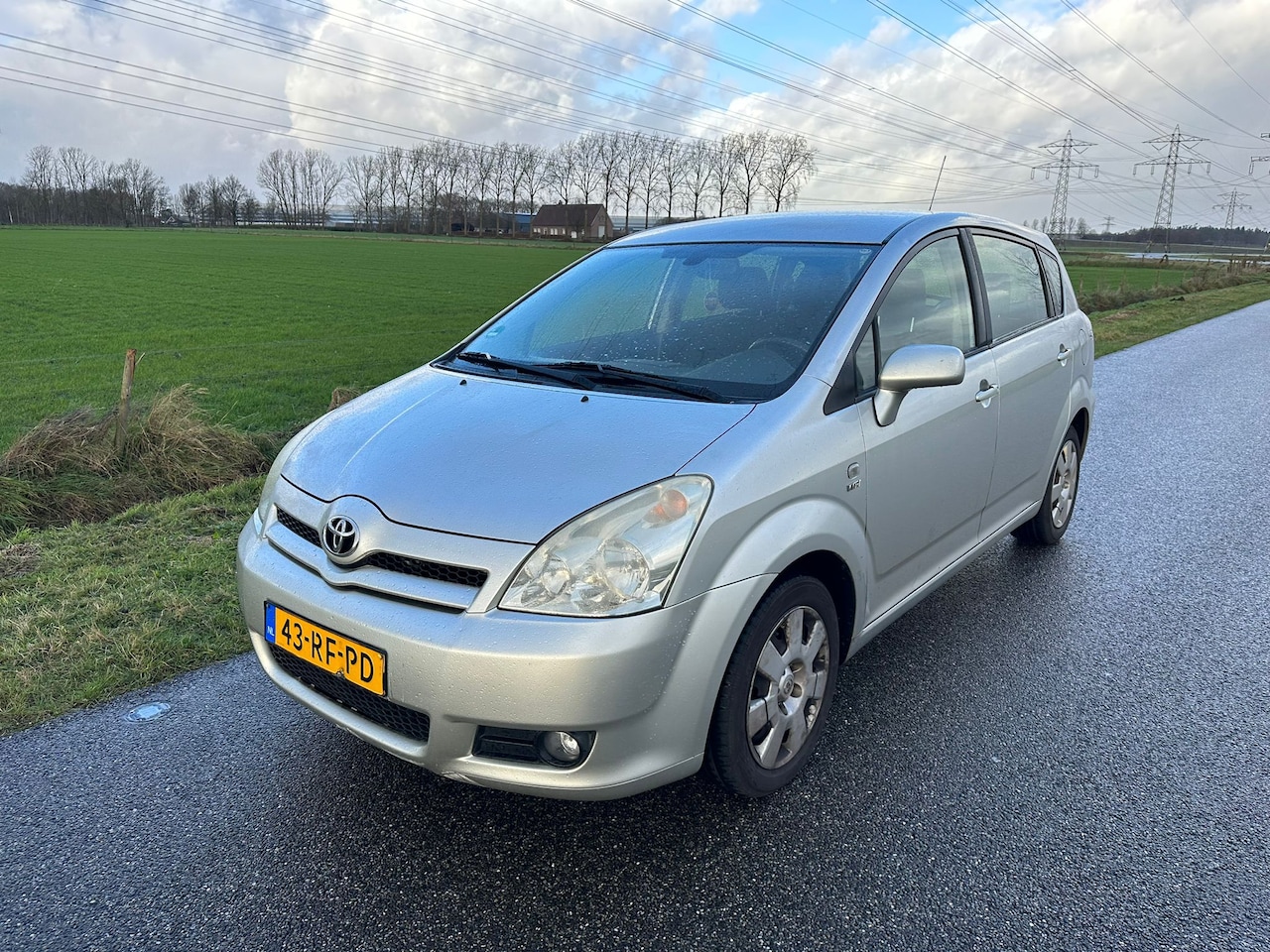 Toyota Corolla Verso - 1.6 VVT-i Sol AIRCO / TREKHAAK / CRUISE CONTROL / NAP ! - AutoWereld.nl