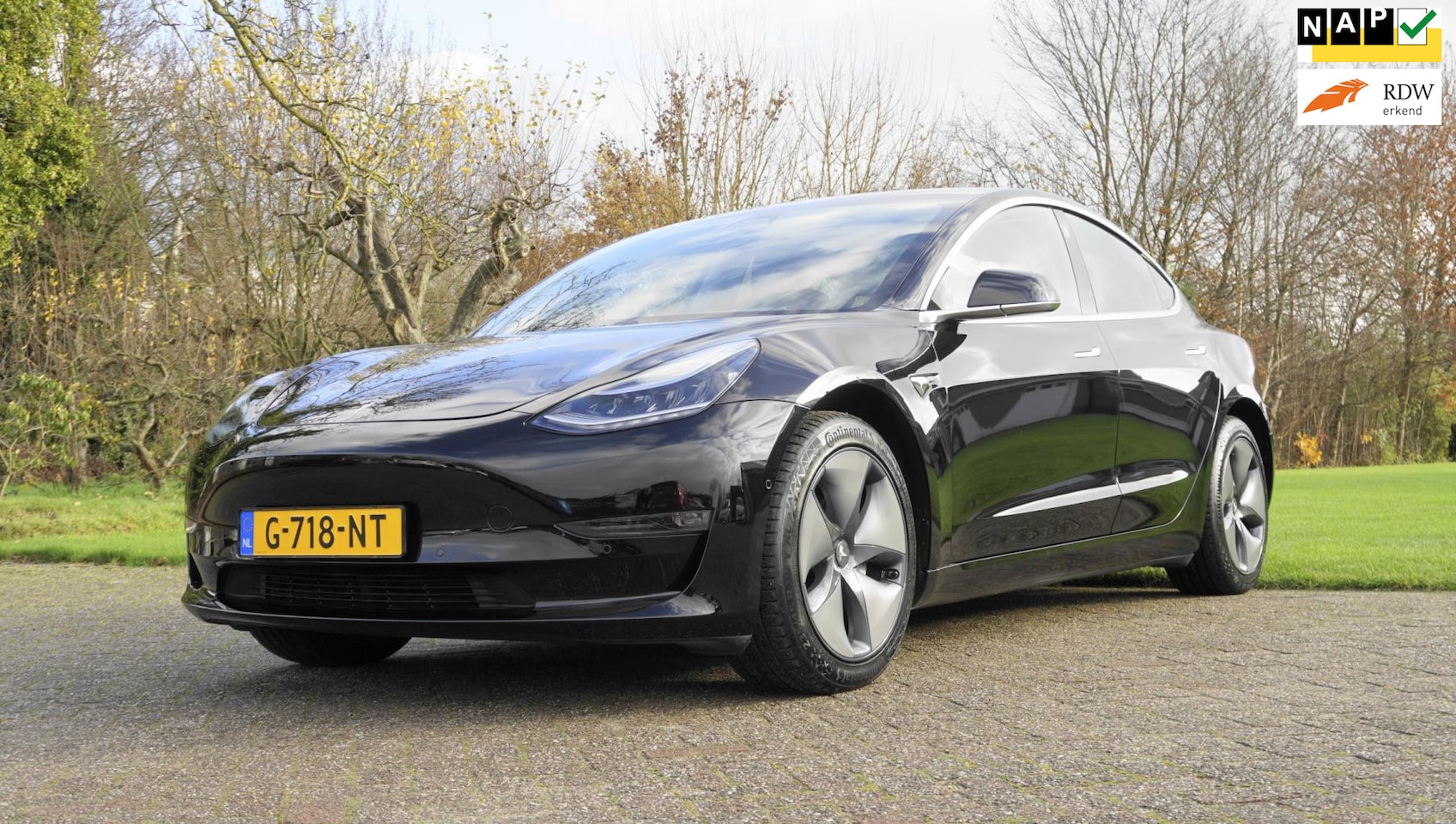 Tesla Model 3 - Long Range RWD Long Range AWD 75 kWh Trekhaak leder Panoramadak - AutoWereld.nl