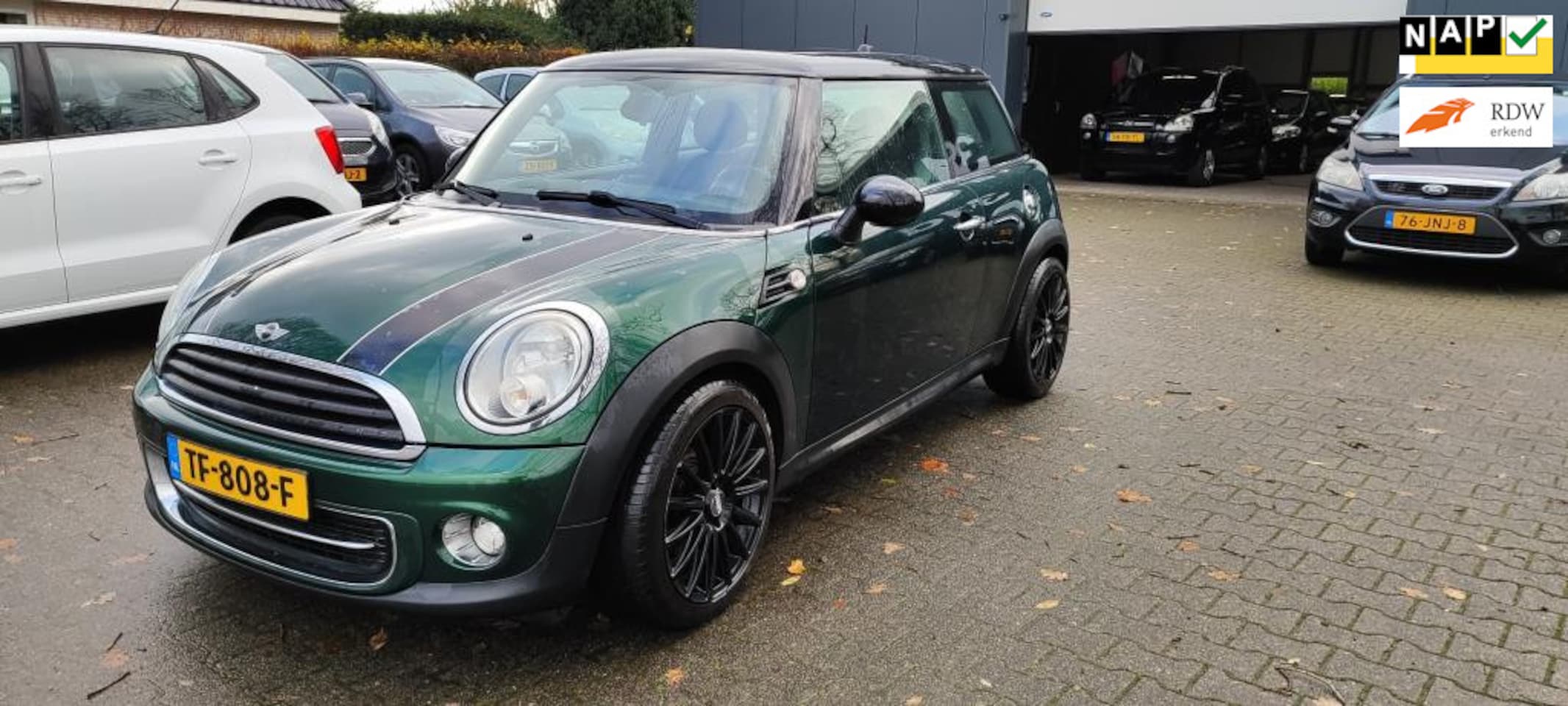 MINI Cooper - Mini 1.6 Chili bj 2011 airco panodak - AutoWereld.nl