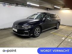 Volkswagen Passat Variant - 1.4 TSI PHEV GTE Business 218 pk Automaat (DSG) | Navigatie | Panoramadak | Parkeersensore