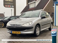 Peugeot 206 - 1.1 XN apk/centrale vergrendeling/2 sleutels