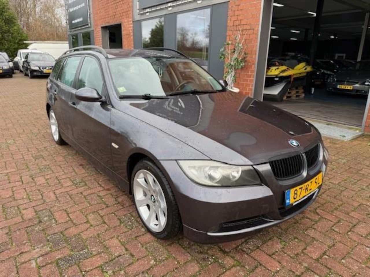 BMW 3-serie Touring - 320i Dynamic Executive Clima - AutoWereld.nl