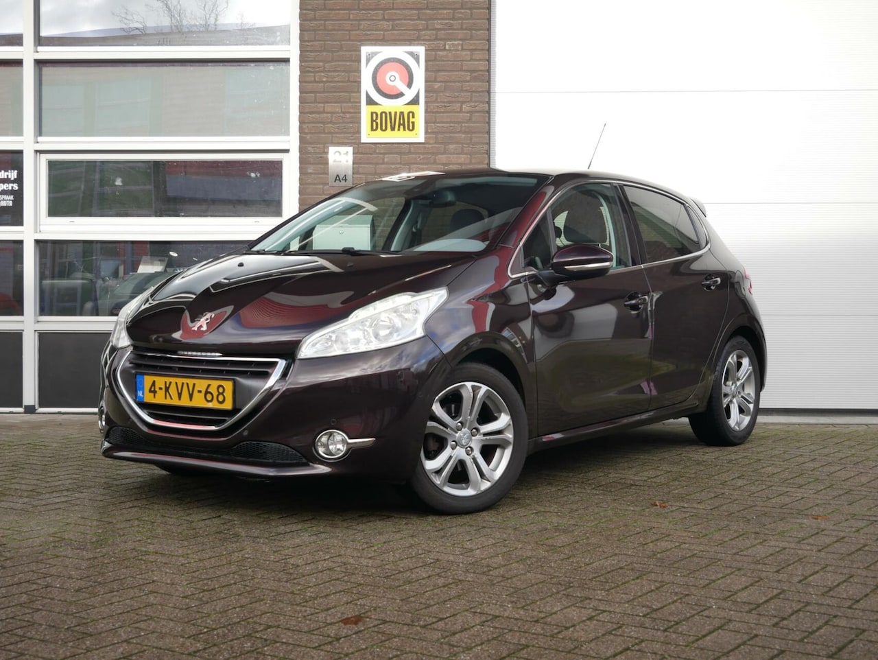 Peugeot 208 - 1.6 VTi Allure NL Auto| 2e Eigenaar| Navi+BT - AutoWereld.nl