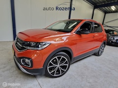 Volkswagen T-Cross - 1.0 TSI R-Style 6 Bak, Ecc, Navi, Haak Uitz Mooi