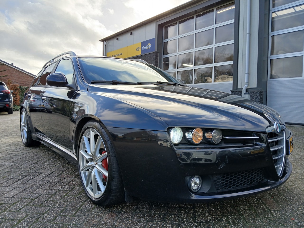 Alfa Romeo 159 Sportwagon - 1.7 T - Ti - Leder - AutoWereld.nl