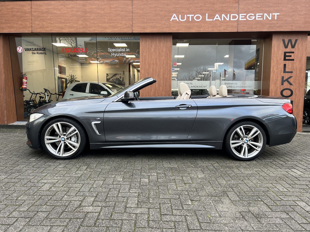 BMW 4-serie Cabrio - 435i High Executive 435i High Executive - AutoWereld.nl