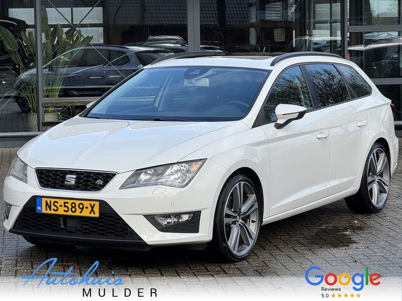 Seat Leon - 1.8 TSI FR Automaat/Stoelverwarming/Dakje/Trekhaak - AutoWereld.nl