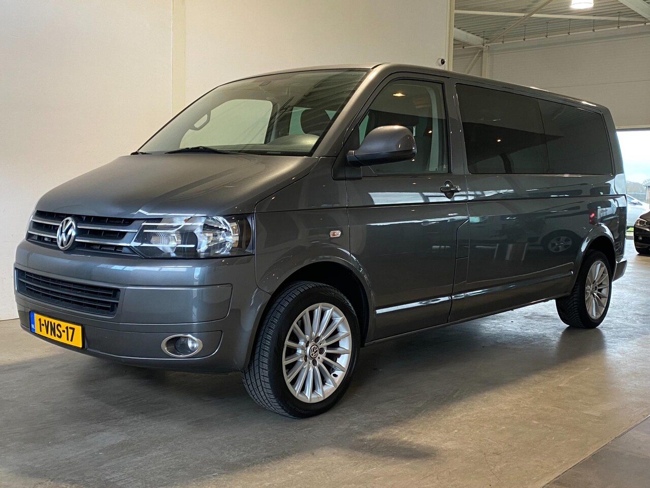 Volkswagen Transporter - 2.0 TDI 140PK DSG dubbel cabine - AutoWereld.nl