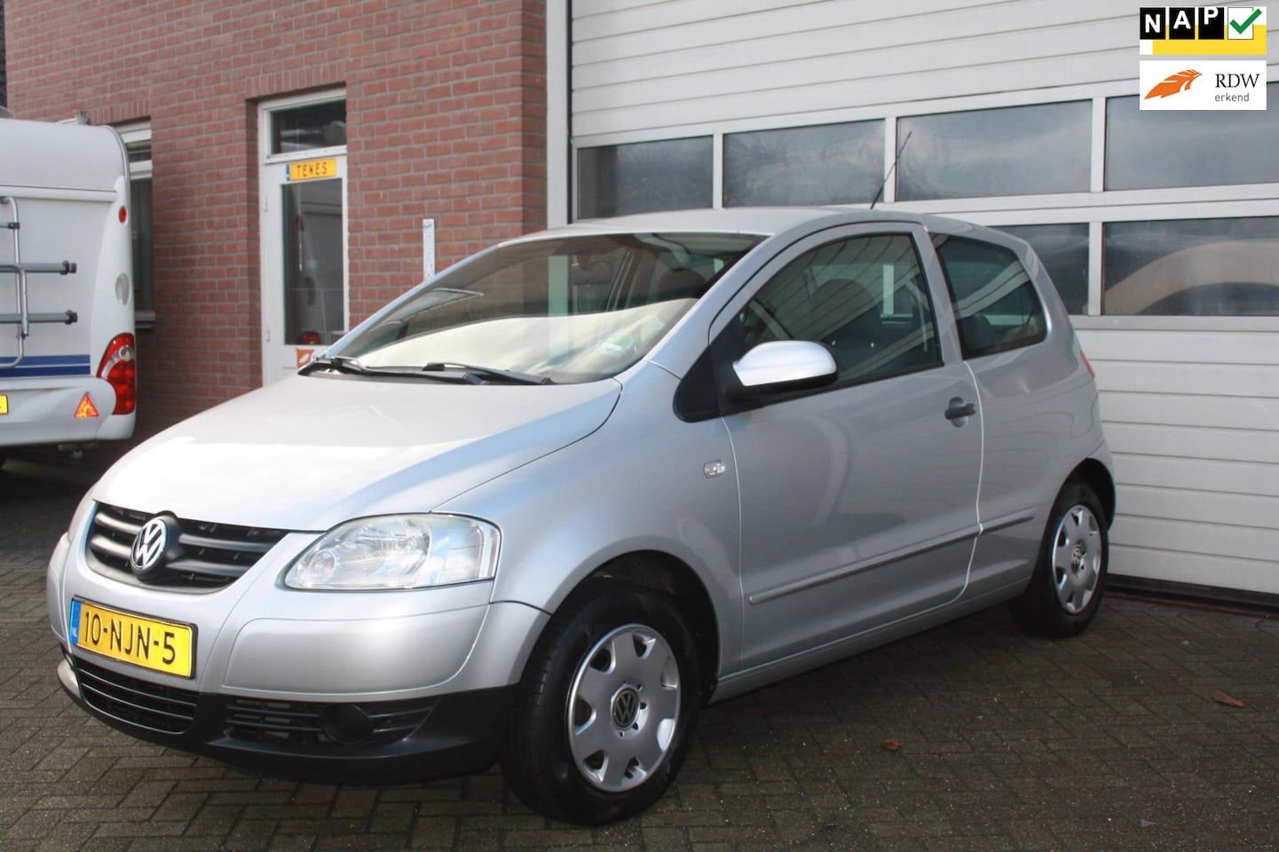 Volkswagen Fox - 1.2 Trendline.stuurbekr.electr.ramen en spiegels.deurvergrendeling - AutoWereld.nl