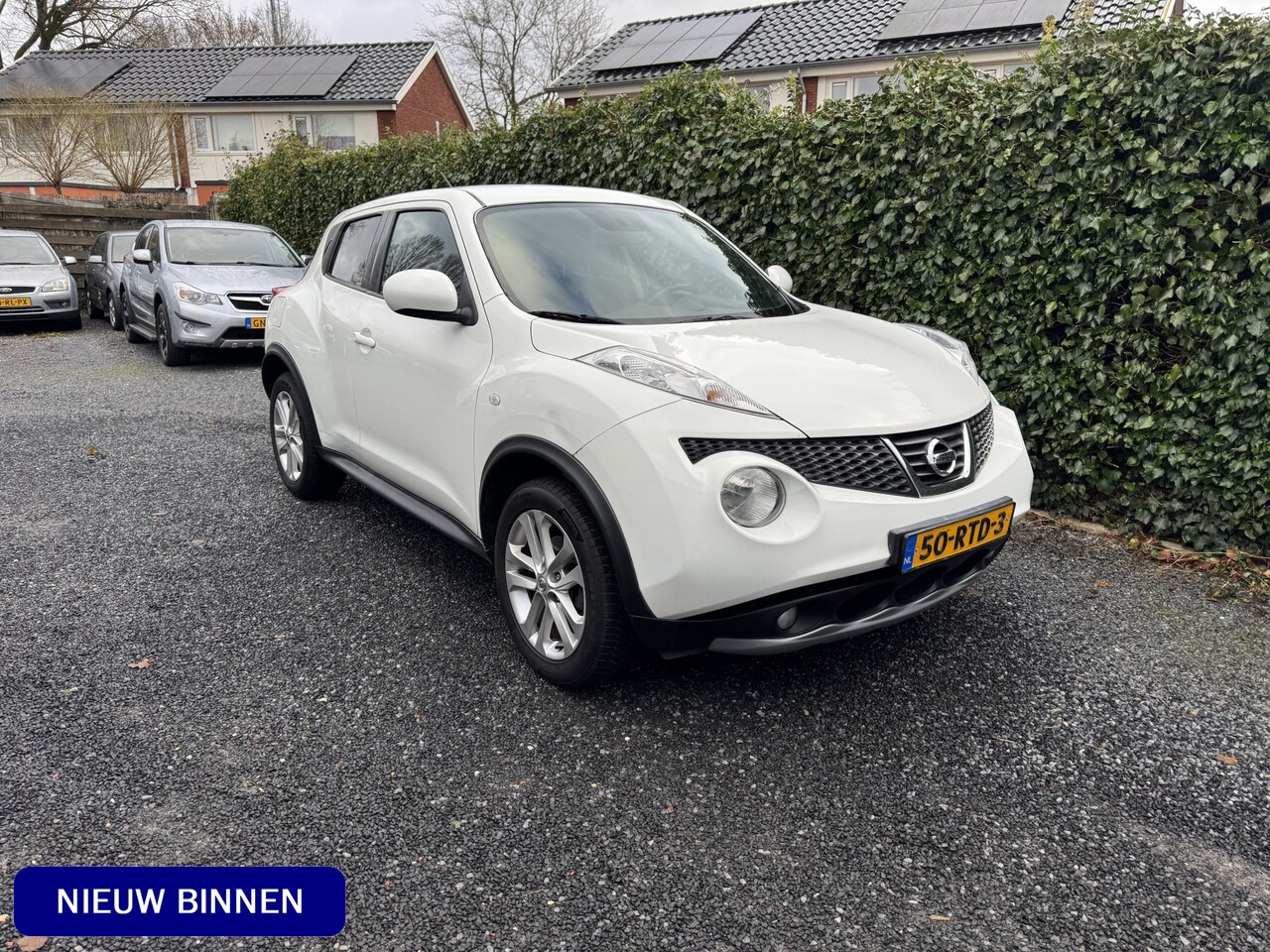 Nissan Juke - 1.6 Acenta | Navi | Autom. Airco | Camera | Cruise Control | LMV | Privacy Glass | APK tot - AutoWereld.nl